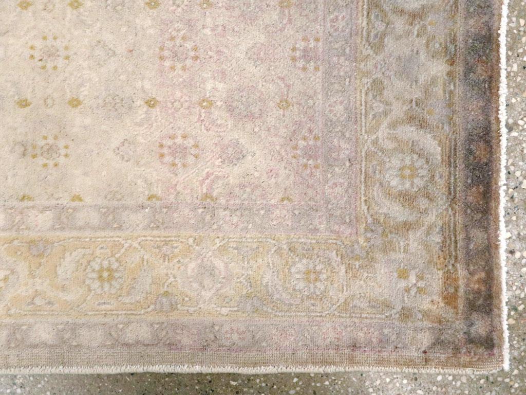 20ième siècle Collection Shabab Collection du début du 20e siècle Tabriz Persan Tapis à poignées en vente