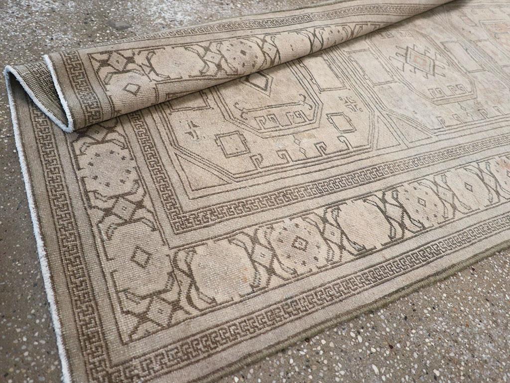 Collection Shabab Collection du début du 20e siècle Tabriz Persan Tapis à poignées en vente 1