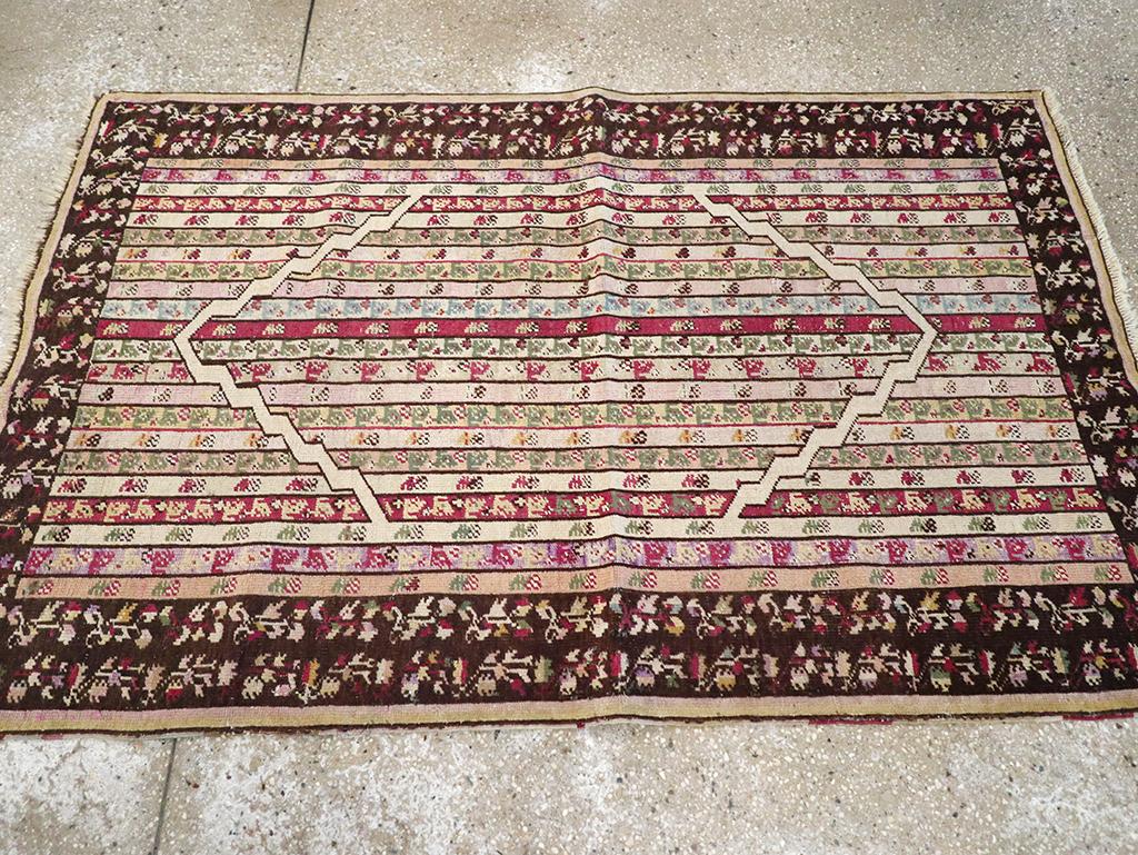 Galerie Shabab Collection Anfang des 20. Jahrhunderts Tukish Ghiordes Throw Rug (Türkisch) im Angebot