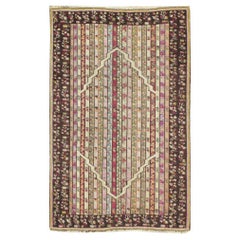 Galerie Shabab Collection Anfang des 20. Jahrhunderts Tukish Ghiordes Throw Rug