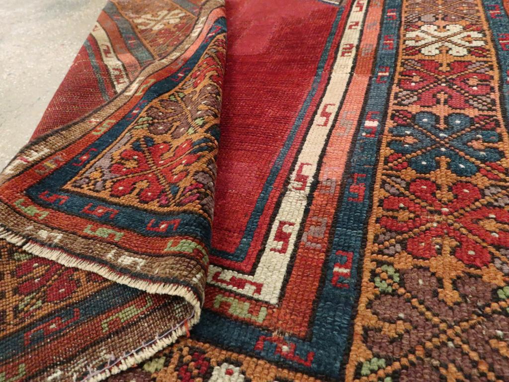 Collection Shabab Collection du début du 20e siècle de tapis turcs anatoliens Excellent état - En vente à New York, NY