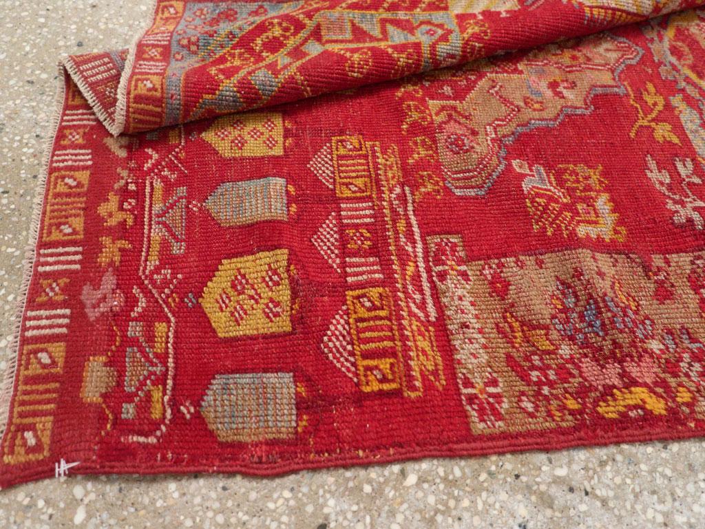 Colección Galerie Shabab Alfombra Wagireh Turca de Anatolia de principios del siglo XX en venta 1