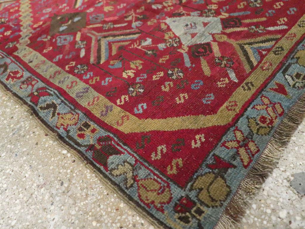 Colección Galerie Shabab Alfombra turca Ghourdes de principios del siglo XX en Excelente estado para la venta en New York, NY