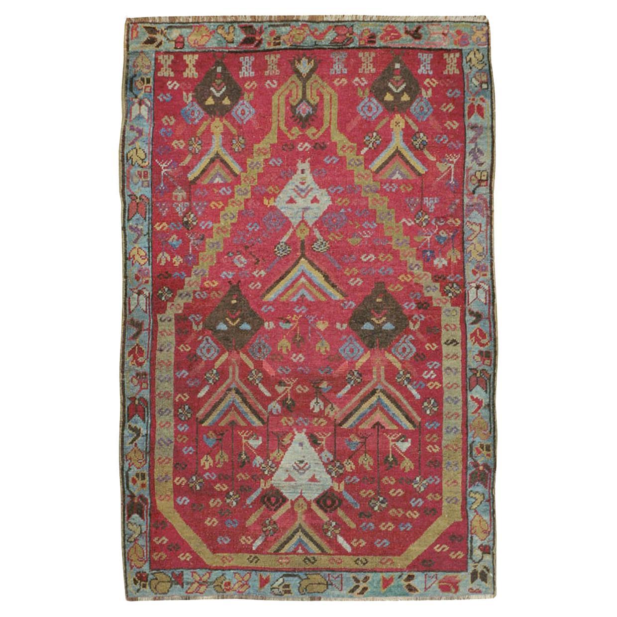 Colección Galerie Shabab Alfombra turca Ghourdes de principios del siglo XX en venta
