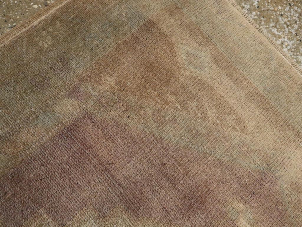 Colección Galerie Shabab Alfombra turca Oushak de principios del siglo XX en Excelente estado para la venta en New York, NY