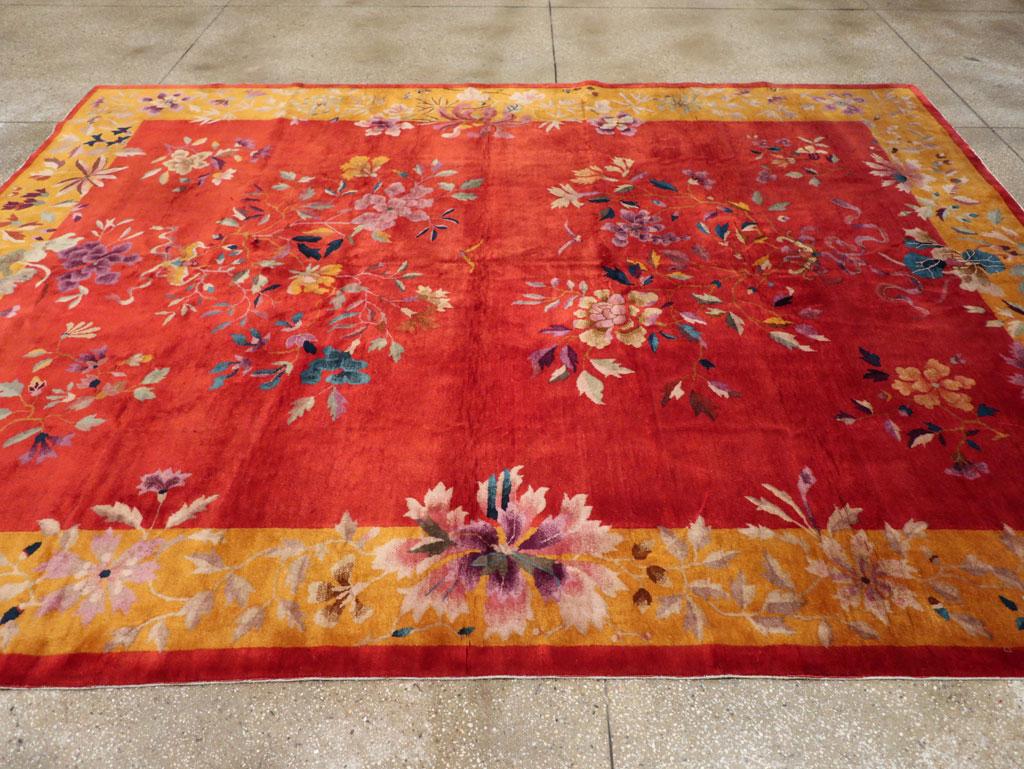 Galerie Shabab Collection Mid-20th Century Chinese Art Deco Room Size Carpet In Excellent Condition For Sale In New York, NY