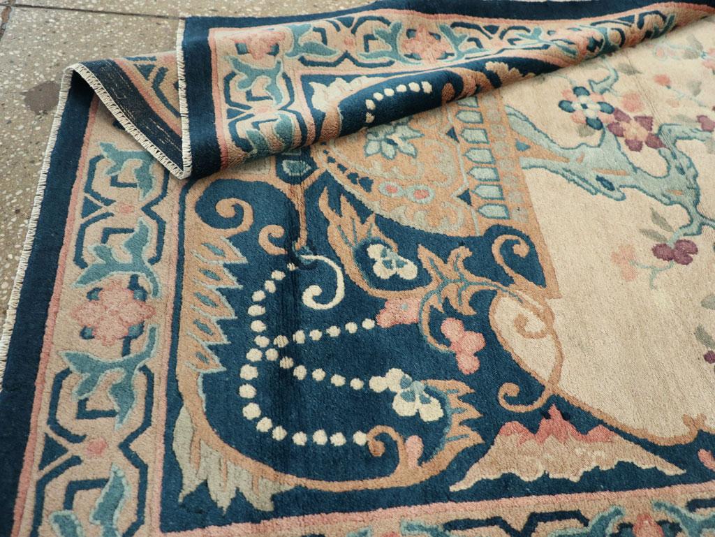 Collection Mid-20th Century Handmade Chinese Art Deco Accent Rug For Sale 3