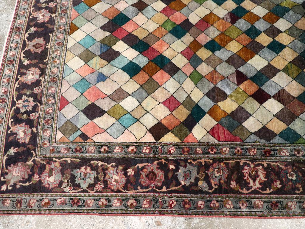 Galerie Shabab Kollektion Handgefertigter persischer Mahal Art Deco-Teppich aus der Mitte des 20. Jahrhunderts (Handgeknüpft) im Angebot