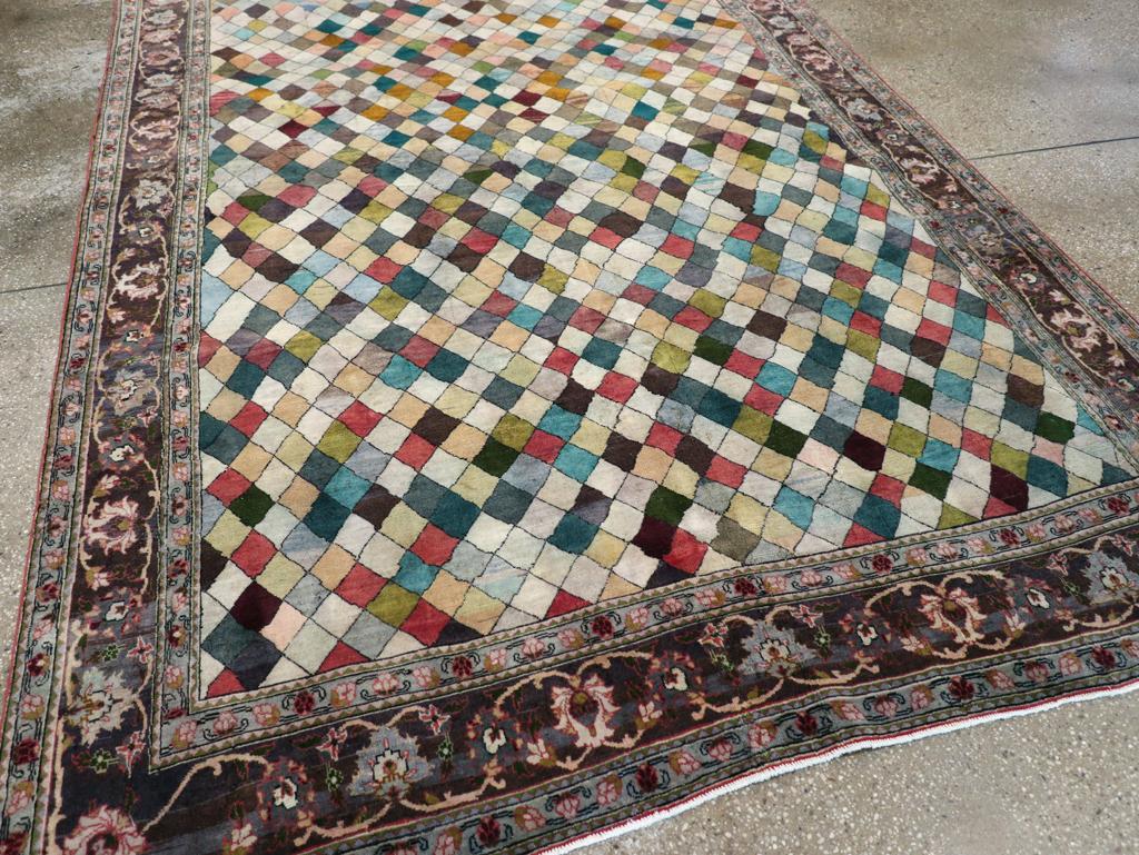 Galerie Shabab Kollektion Handgefertigter persischer Mahal Art Deco-Teppich aus der Mitte des 20. Jahrhunderts im Zustand „Hervorragend“ im Angebot in New York, NY