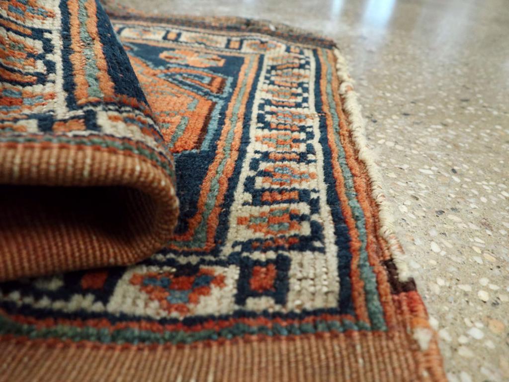 Galerie Shabab Collection Mitte des 20. Jahrhunderts Nordwestpersische Tasche im Zustand „Hervorragend“ im Angebot in New York, NY