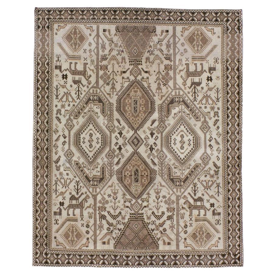 Galerie Shabab Collection Tappeto afshar persiano della metà del XX secolo in vendita