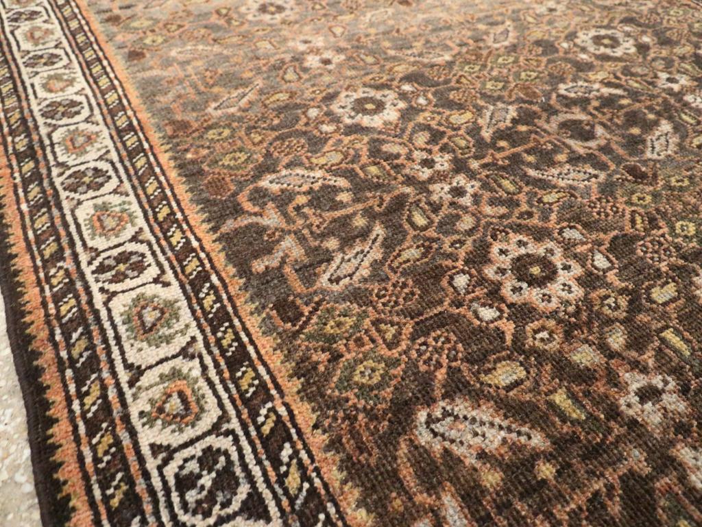 Galerie Shabab Collection Mitte des 20. Jahrhunderts Persischer Afshar-Wurfteppich (Rustikal) im Angebot