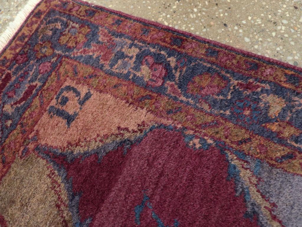 Galerie Shabab Collection Mid-20th Century Persian Kashan Rug For Sale 1
