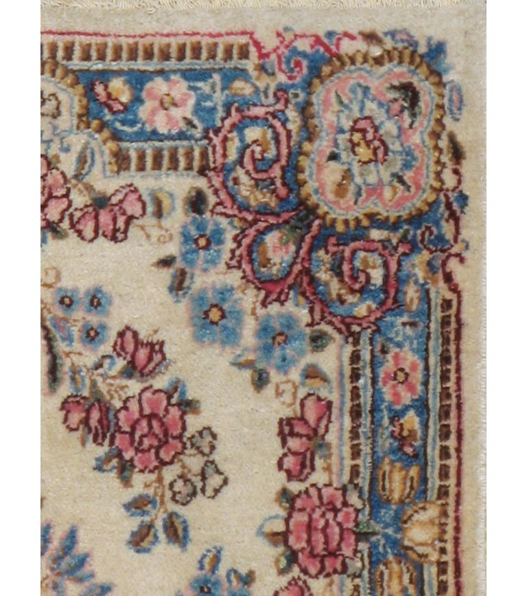 Kirman Galerie Shabab Collection Mid-20th Century Persian Kerman Throw Rug For Sale
