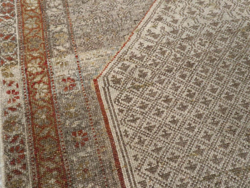 Colección Galerie Shabab Alfombra persa malayer de mediados del siglo XX Malayer en venta