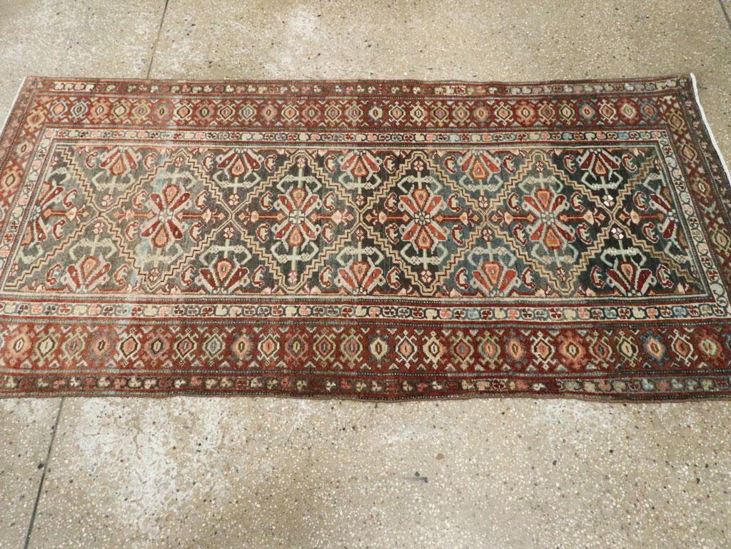 Colección Galerie Shabab Alfombra persa malayer de mediados del siglo XX Persa en venta