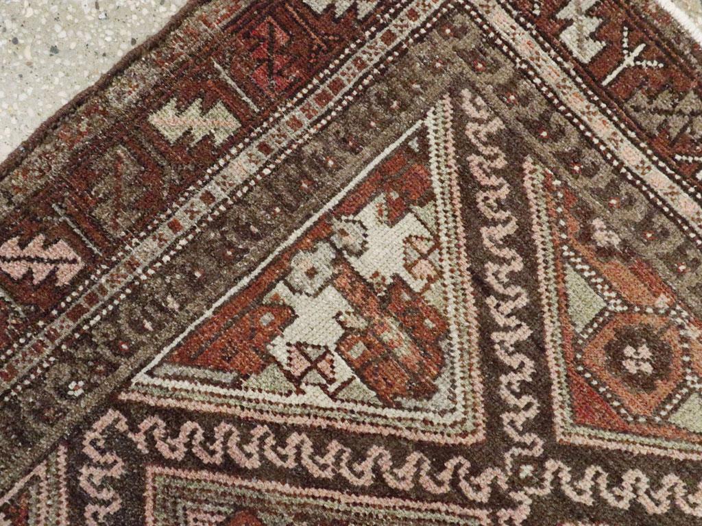 Galerie Shabab Collection Persian Malayer Mid-20th Century Rug Excellent état - En vente à New York, NY