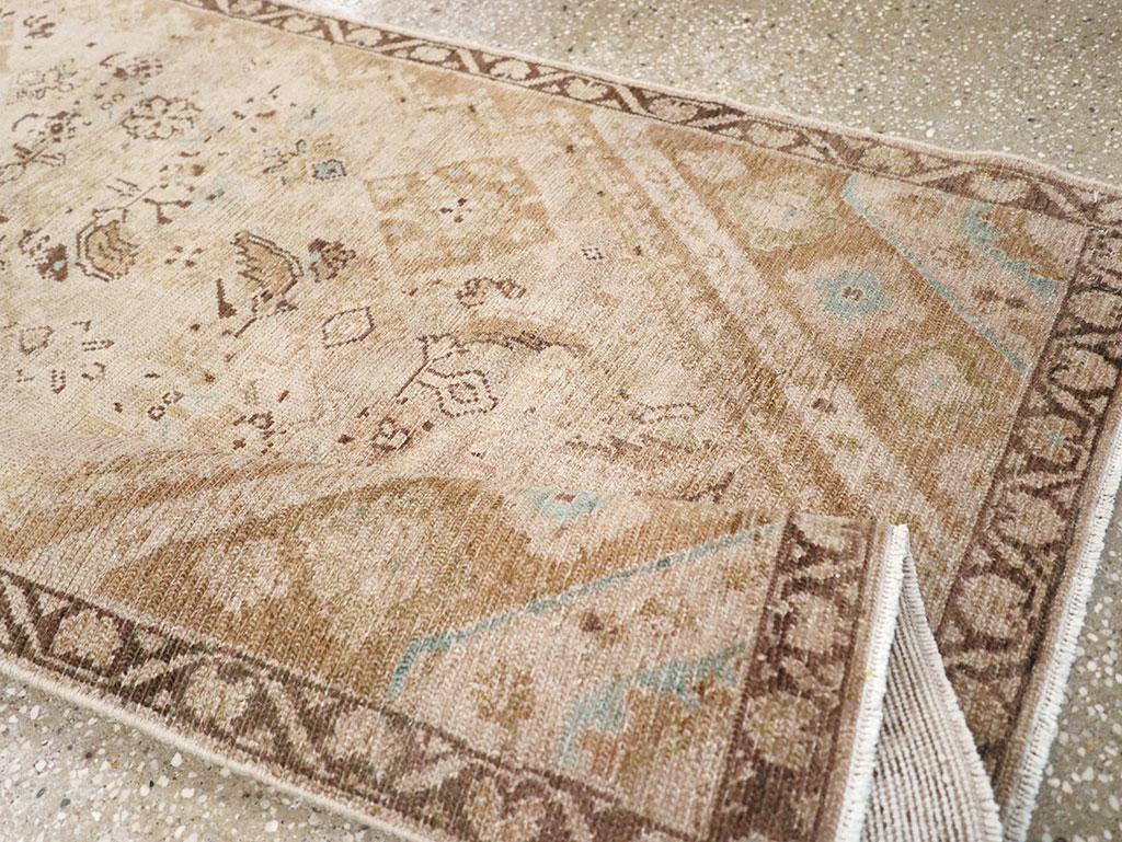 Galerie Shabab Collection Mid-20th Century Persian Malayer Rug For Sale 2