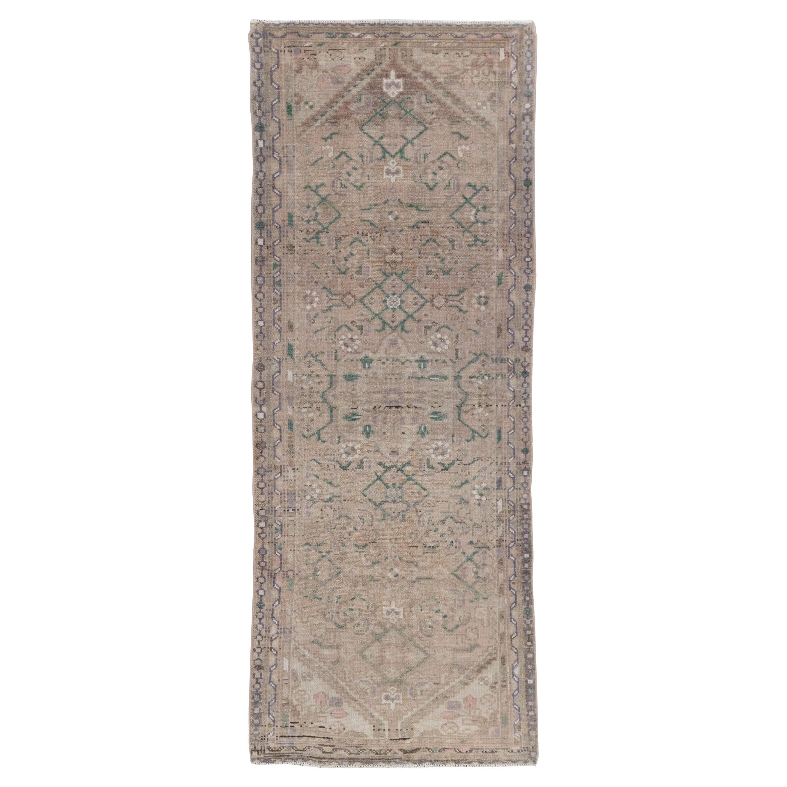 Galerie Shabab Collection Persischer Malayer-Teppich aus der Mitte des 20. Jahrhunderts im Angebot