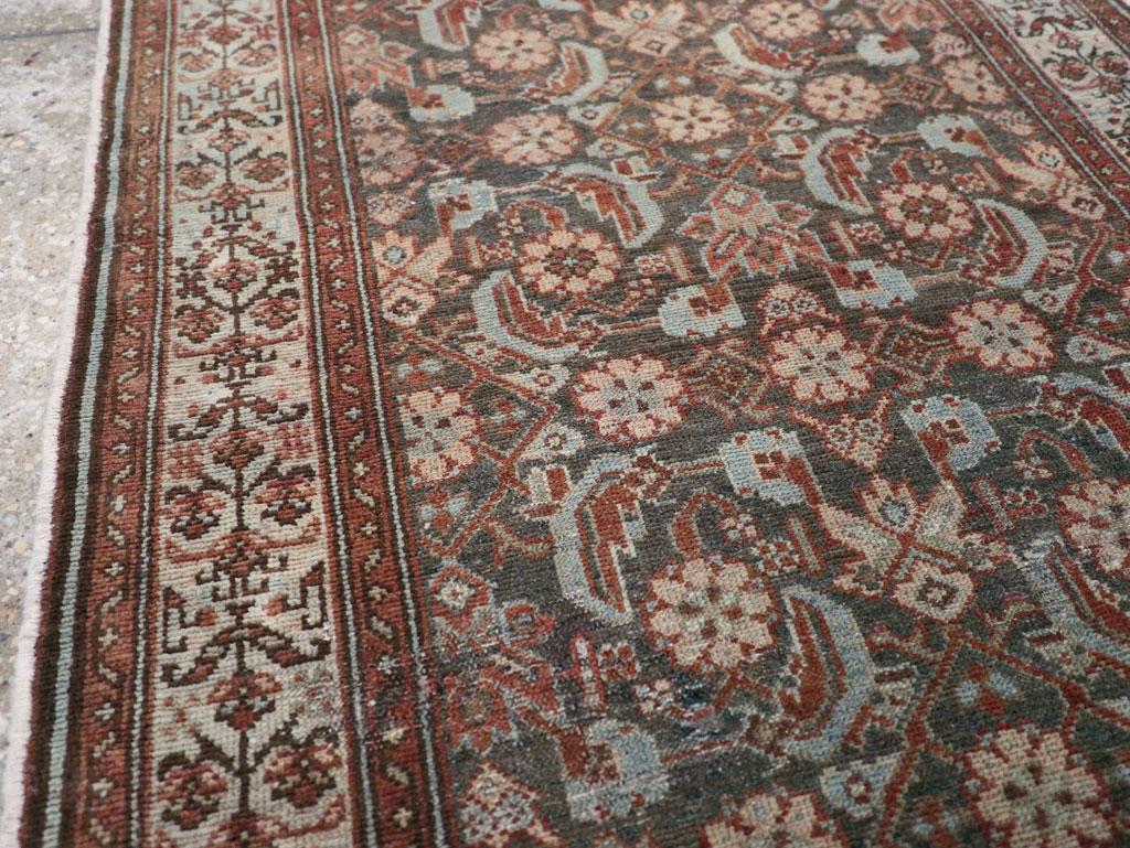 Galerie Shabab Collection Mitte des 20. Jahrhunderts Persischer Malayer Läufer (Handgeknüpft) im Angebot