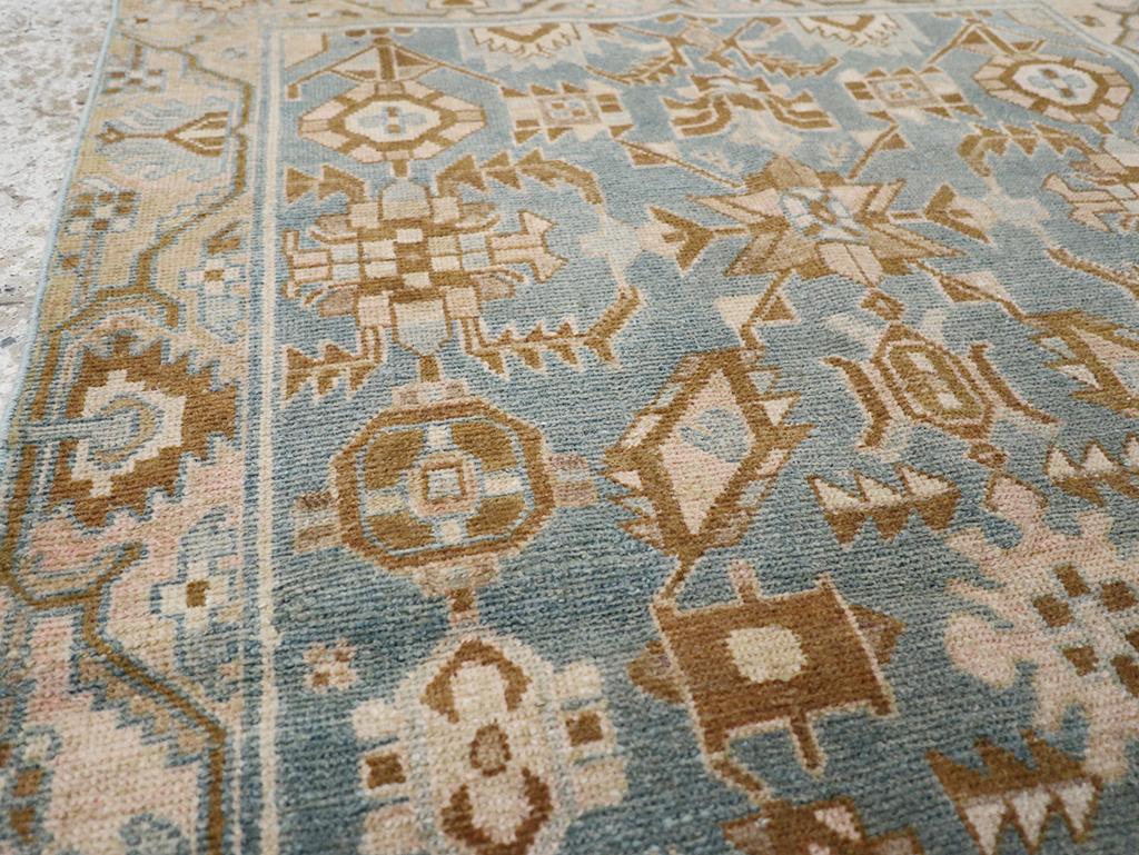 Galerie Shabab Collection Mid-20th Century Persian Malayer Throw Rug (Persisch) im Angebot