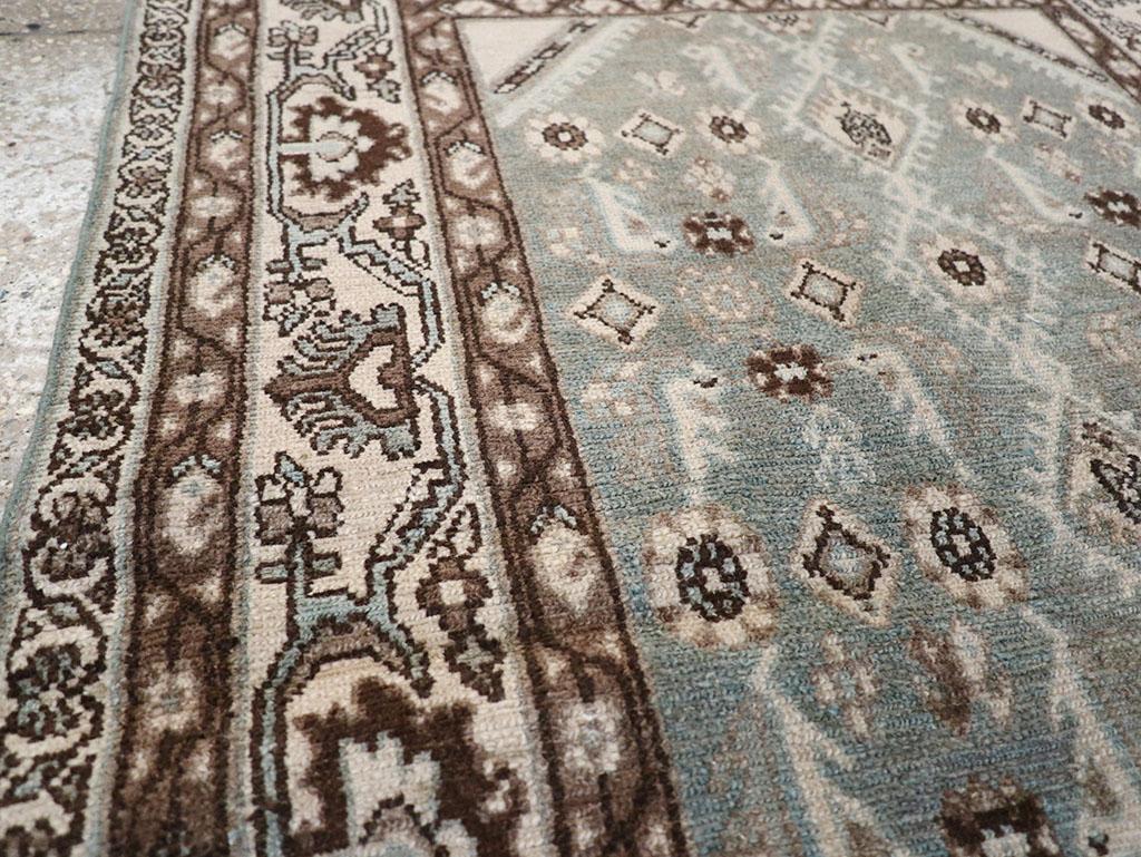 Galerie Shabab Collection Mid-20th Century Persian Malayer Throw Rug (Persisch) im Angebot