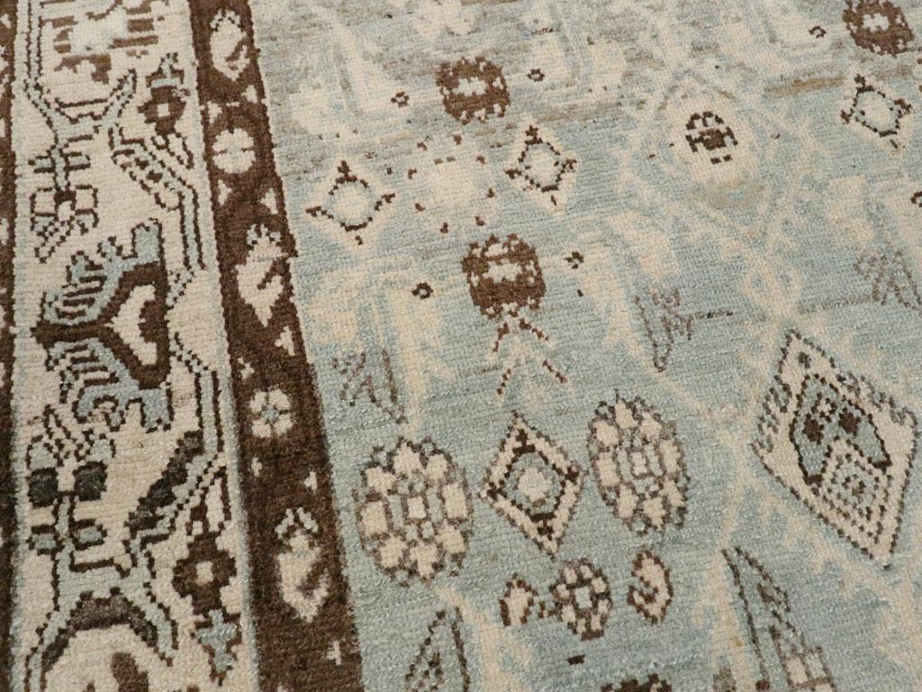 Galerie Shabab Collection Mitte des 20. Jahrhunderts Persischer Malayer Wurfteppich (Handgeknüpft) im Angebot