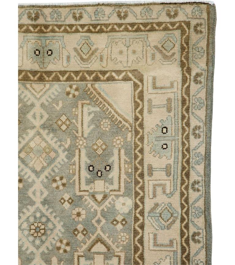 Galerie Shabab Collection Mitte des 20. Jahrhunderts Persischer Malayer Wurfteppich (Handgeknüpft) im Angebot