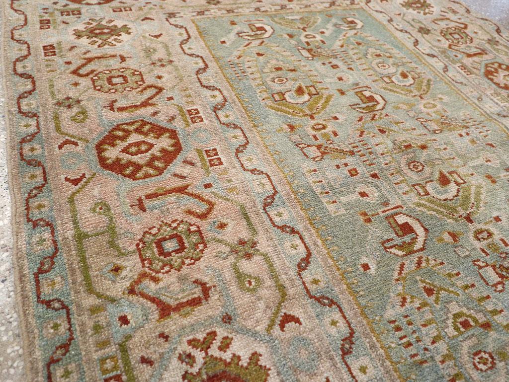 Galerie Shabab Collection Mitte des 20. Jahrhunderts Persischer Malayer Wurfteppich (Handgeknüpft) im Angebot