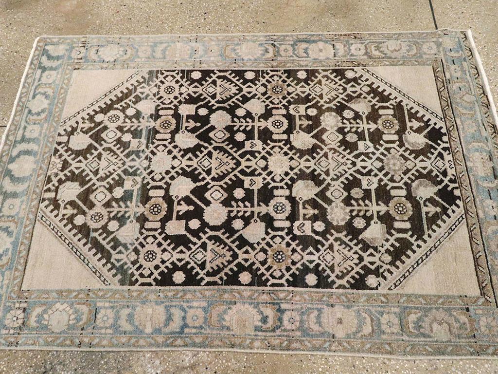 Galerie Shabab Collection Mitte des 20. Jahrhunderts Persischer Malayer Wurfteppich im Zustand „Hervorragend“ im Angebot in New York, NY