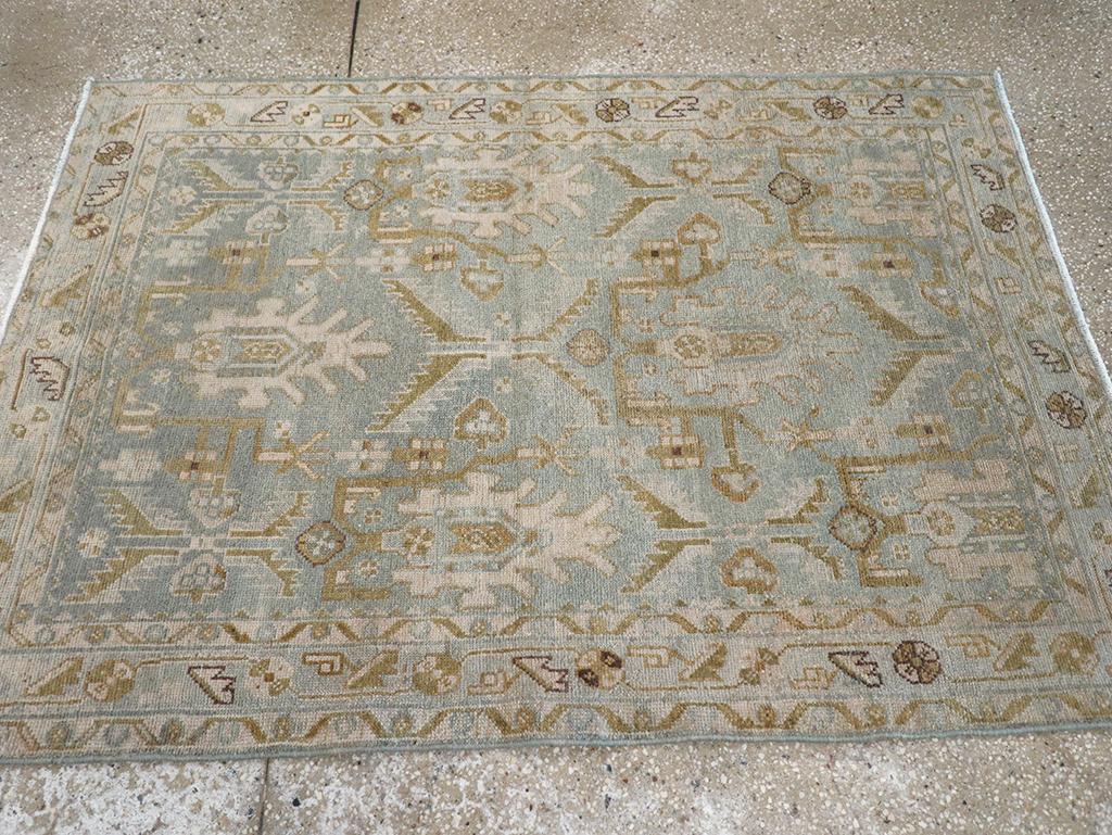Annodato a mano Galerie Shabab Collection Mid-20th Century Persian Malayer Throw Rug in vendita
