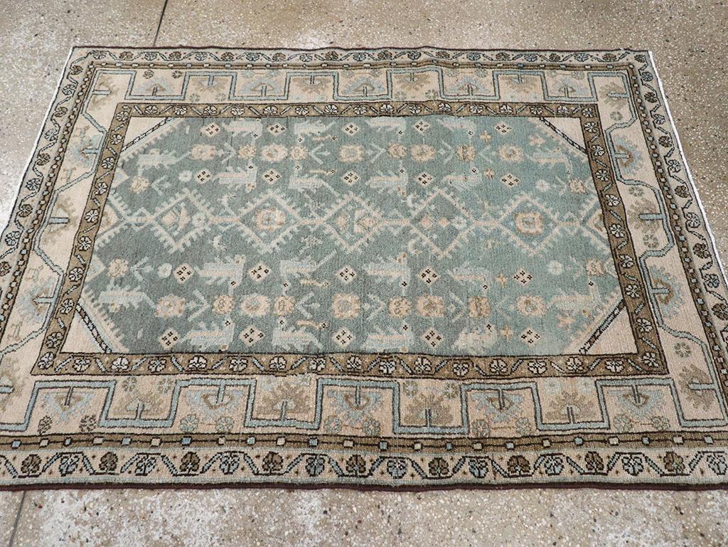 Annodato a mano Galerie Shabab Collection Tappeto da lancio persiano Malayer della metà del XX secolo in vendita