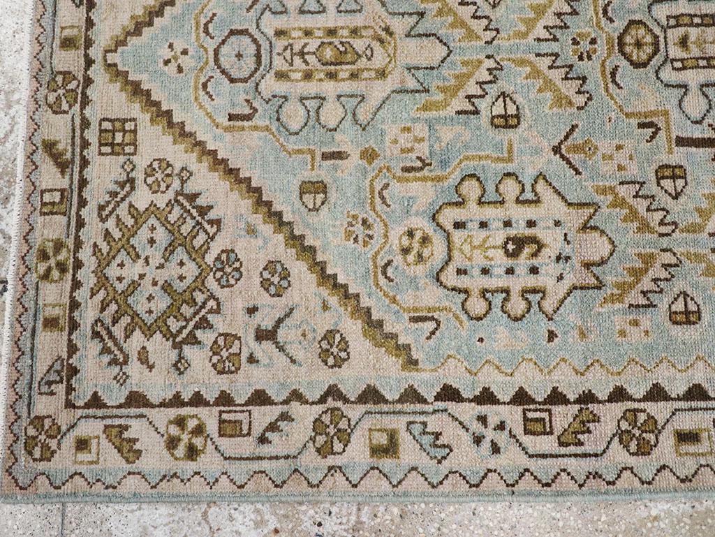 Galerie Shabab Collection Mitte des 20. Jahrhunderts Persischer Malayer Wurfteppich (Wolle) im Angebot