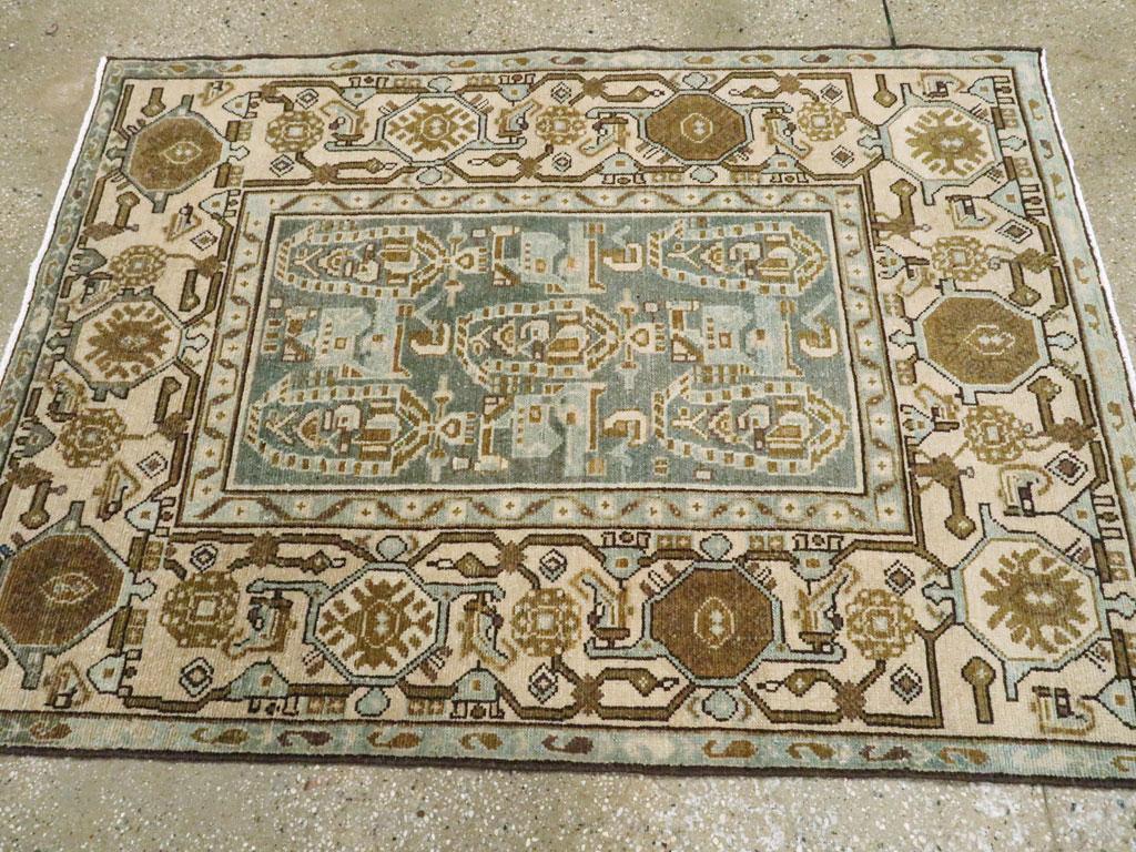 Galerie Shabab Collection Mitte des 20. Jahrhunderts Persischer Malayer Wurfteppich (Wolle) im Angebot