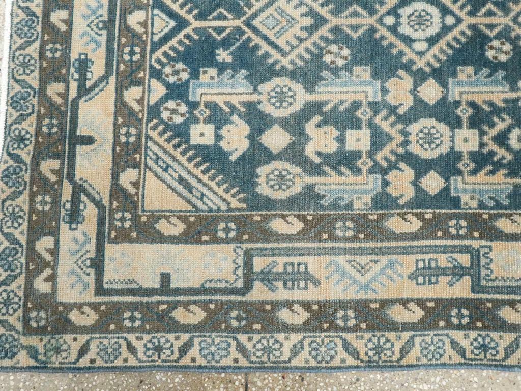 Galerie Shabab Collection Mitte des 20. Jahrhunderts Persischer Malayer Wurfteppich (Wolle) im Angebot
