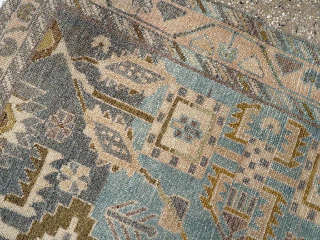 Galerie Shabab Collection Tappeto da lancio persiano Malayer della metà del XX secolo In condizioni ottime in vendita a New York, NY