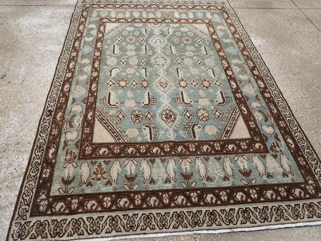 Galerie Shabab Collection Mitte des 20. Jahrhunderts Persischer Malayer Wurfteppich im Angebot 1