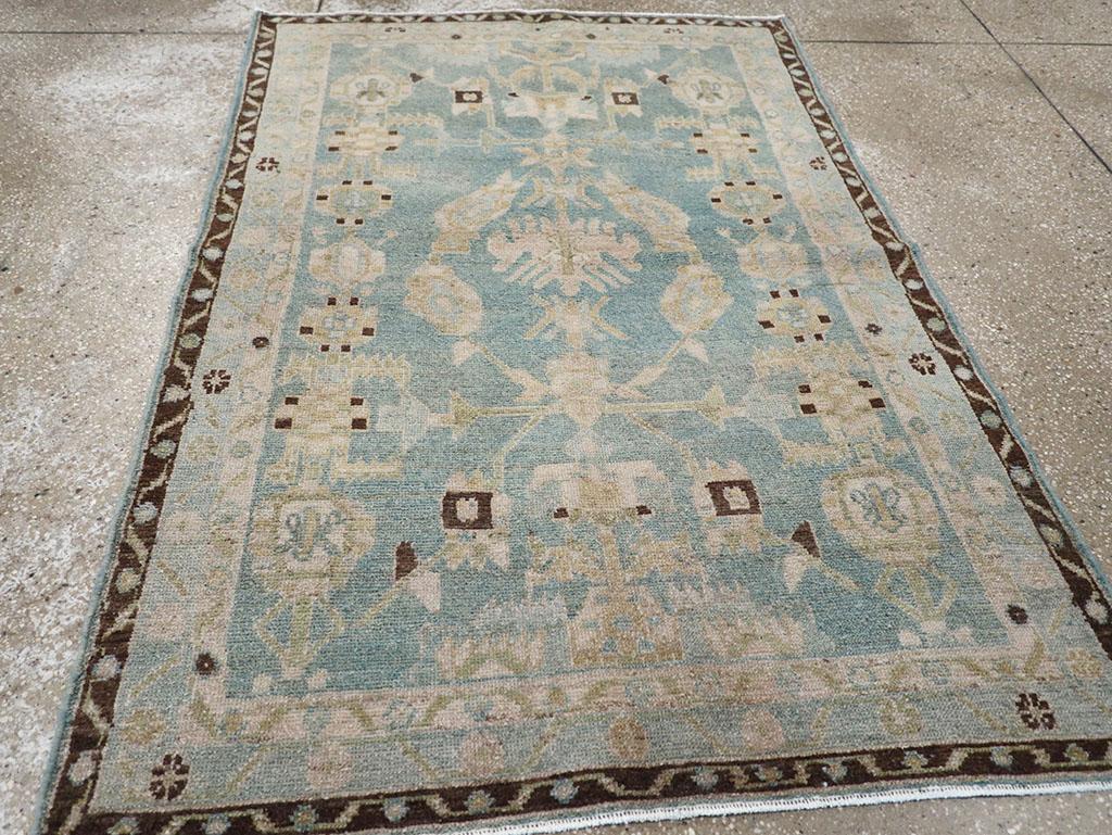 Lana Galerie Shabab Collection Tappeto da lancio persiano Malayer della metà del XX secolo in vendita