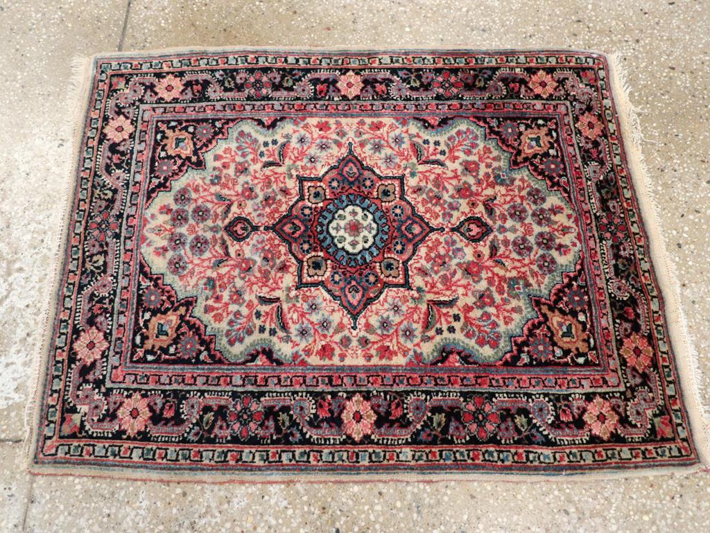 Galerie Shabab Collection Persischer Sarouk-Teppich aus der Mitte des 20. (Handgeknüpft) im Angebot