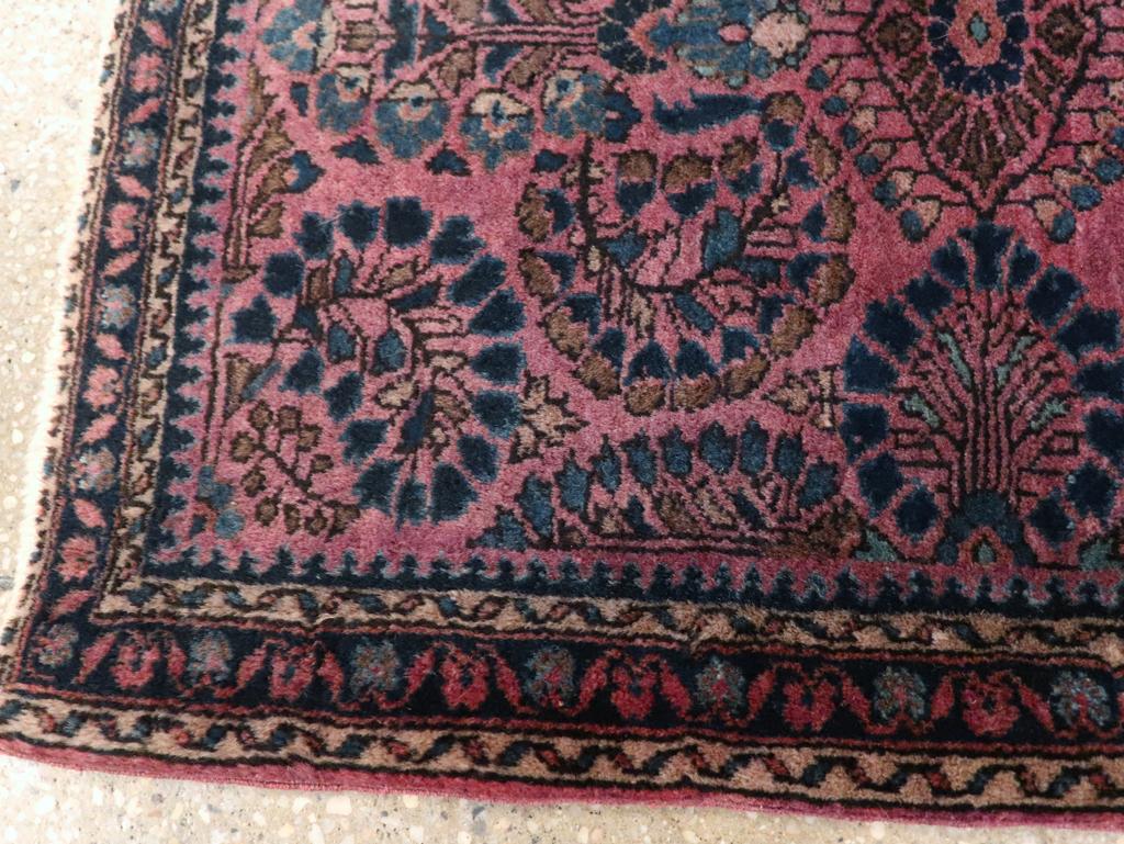 Annodato a mano Galerie Shabab Collection'S Tappeto persiano Sarouk della metà del XX secolo in vendita