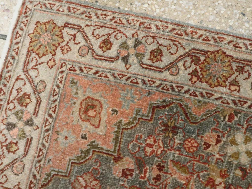 Galerie Shabab Collection Persischer Sarouk-Teppich aus der Mitte des 20. (20. Jahrhundert) im Angebot