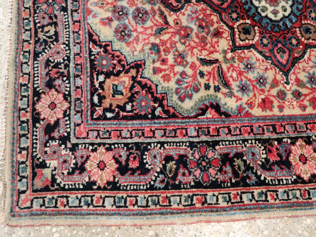 Galerie Shabab Collection Persischer Sarouk-Teppich aus der Mitte des 20. (20. Jahrhundert) im Angebot