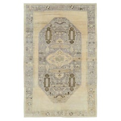 Galerie Shabab Collection Mitte des 20. Jahrhunderts Türkischer Anatolischer Akzentteppich