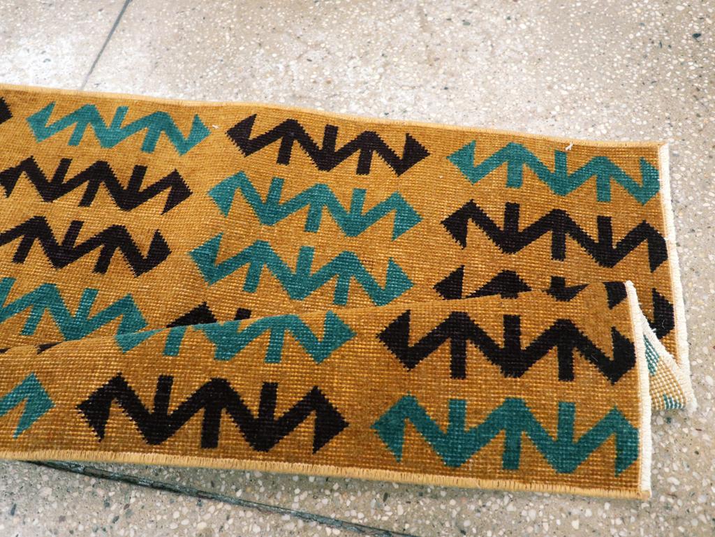 Galerie Shabab Collection Mid-20th Century Turkish Anatolian Art Deco Runner For Sale 2