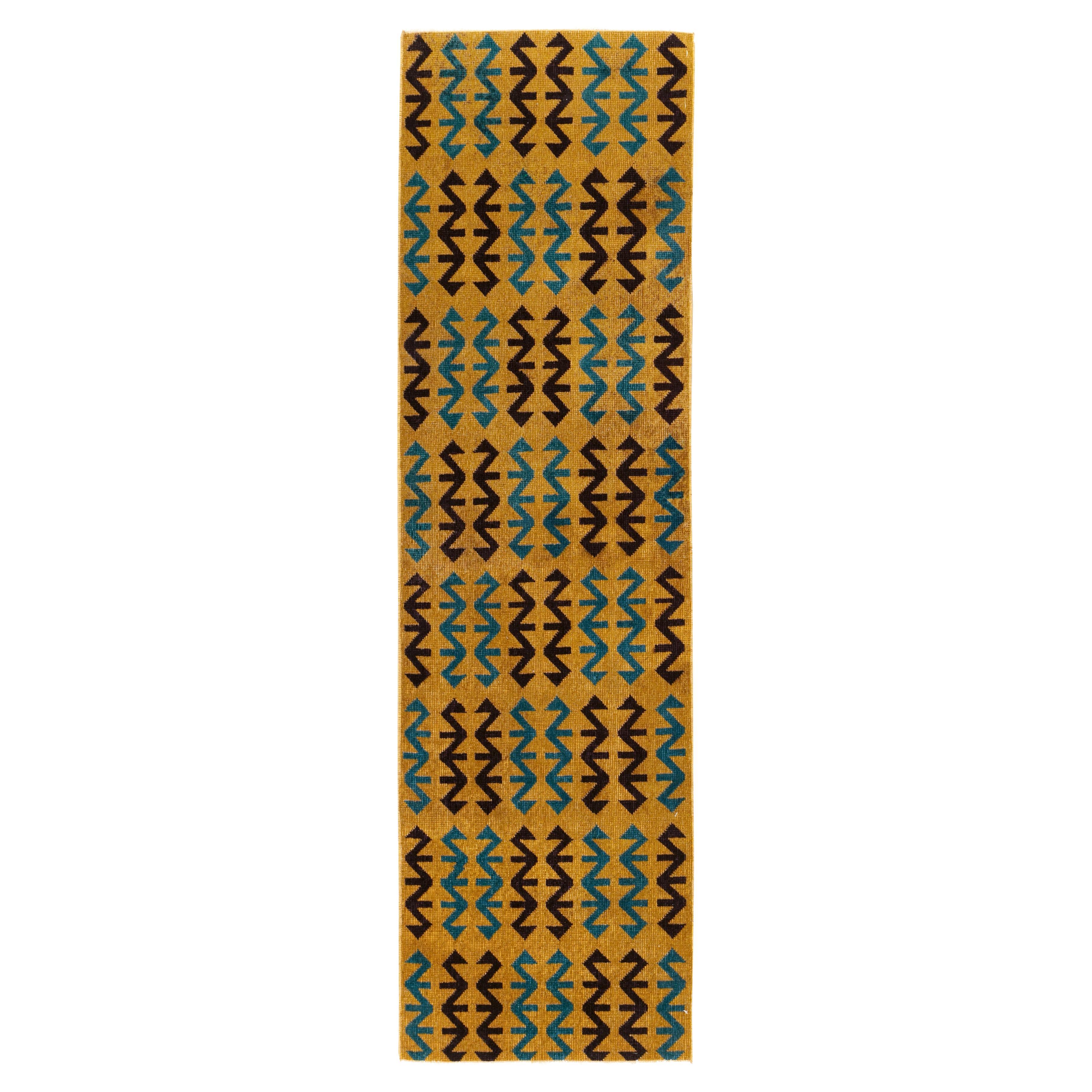 Galerie Shabab Collection Mid-20th Century Turkish Anatolian Art Deco Runner