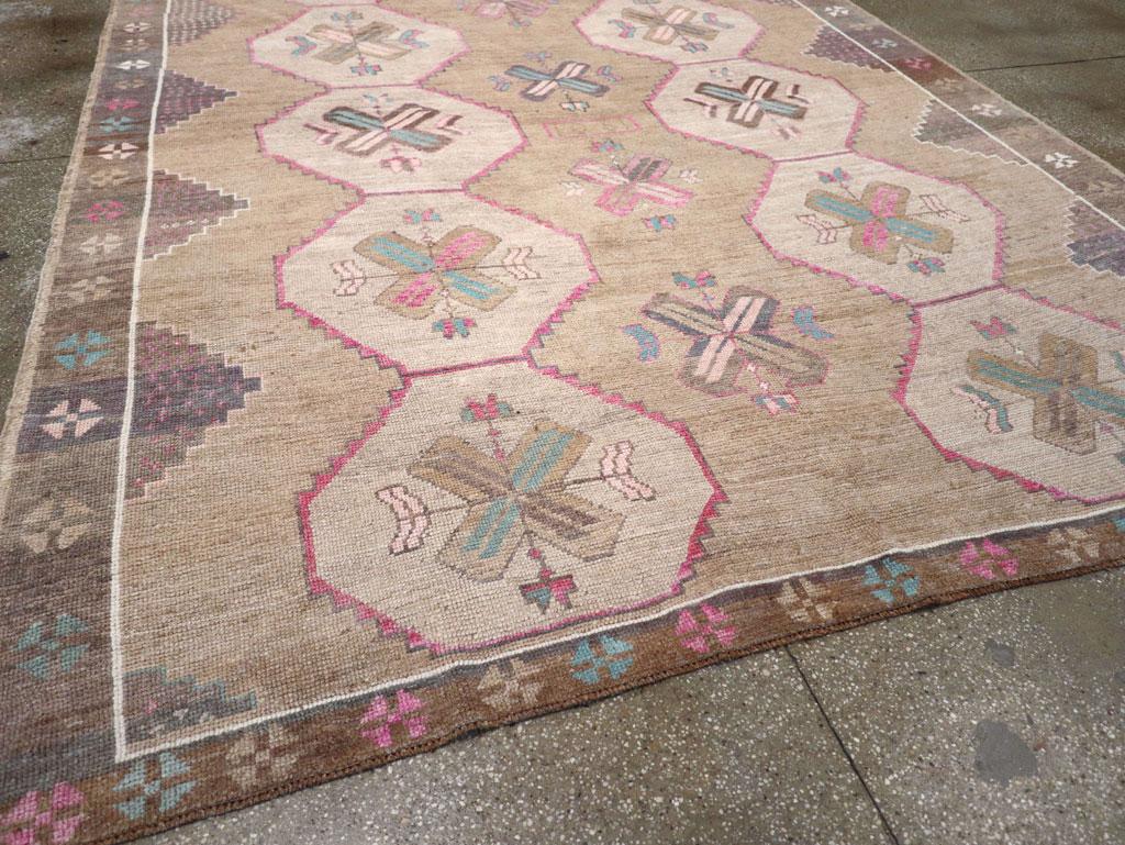 Wool Galerie Shabab Collection Mid-20th Century Turkish Anatolian Carpet For Sale