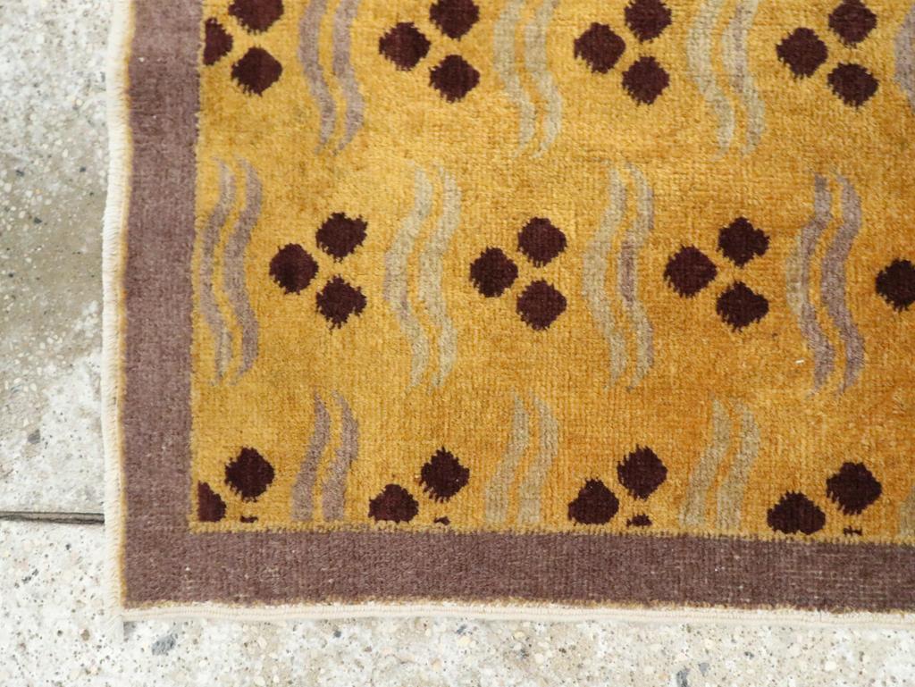 Noué à la main Collection Shabab Collection du milieu du 20e siècle Turque Anatolienne Déco Tapis de sol en vente