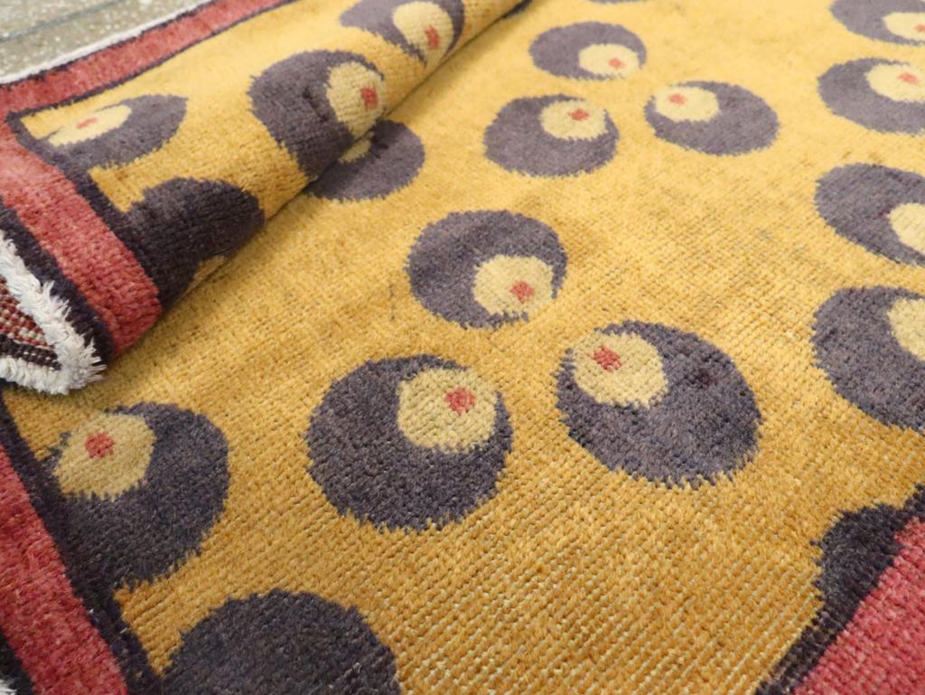 20ième siècle Collection Shabab Collection du milieu du 20e siècle Turque Anatolienne Déco Tapis de sol en vente