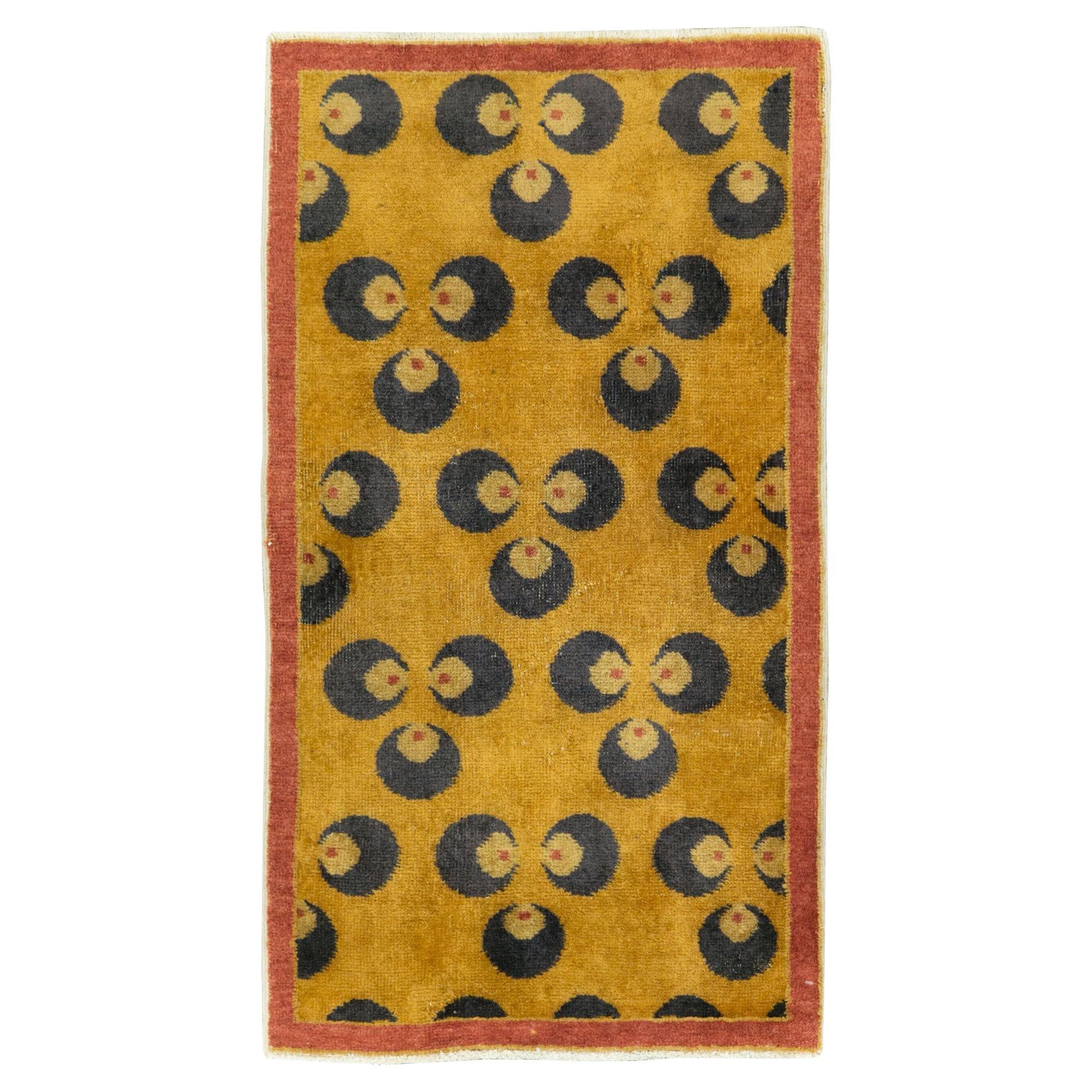 Galerie Shabab Collection'S Tappeto da lancio turco anatolico deco della metà del XX secolo