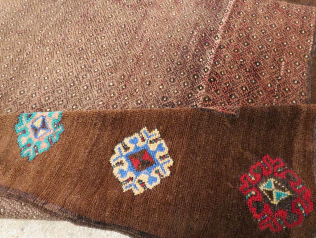 Wool Galerie Shabab Collection Mid-20th Century Turkish Anatolian Gallery Carpet For Sale